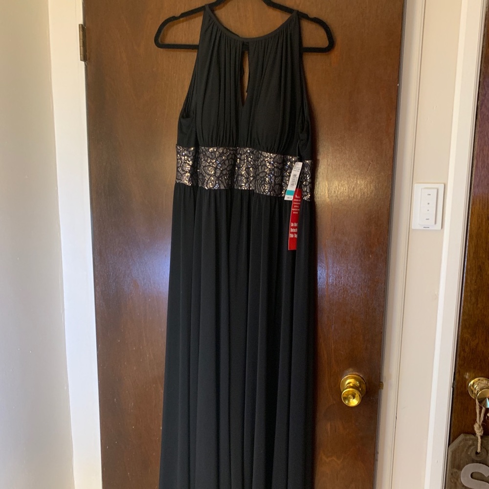 GORGEOUS Black and Silver Evening Gown